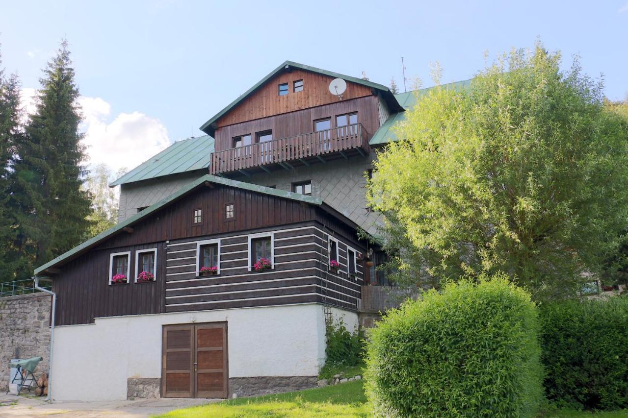 Hotel Maredis Kořenov Exterior foto