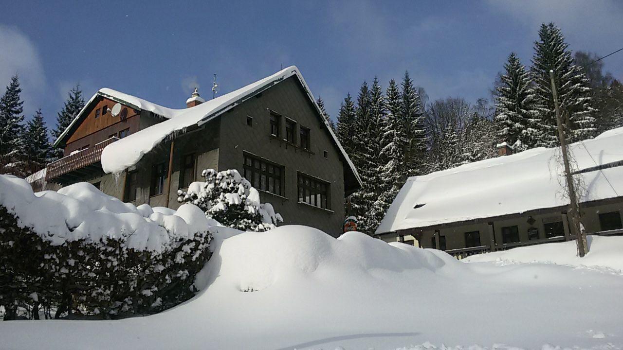 Hotel Maredis Kořenov Exterior foto